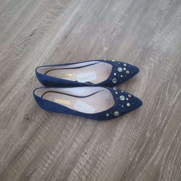 Louise et Cie 'Lo Alwick' Suede‎ Flats with Rhinestones & Studs - Picture 4 of 7